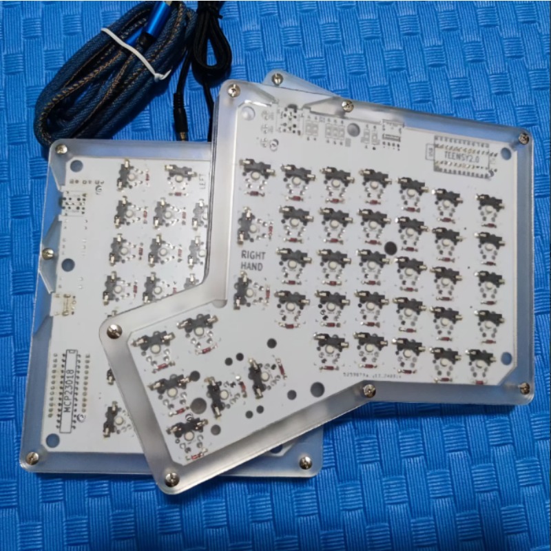 Tablet Accessories 3D Print - Ergodox Split-toetsenbordkit Bedraad Hot Swap 3D-printen/acryl